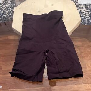 Empetua Bottom Shapeware